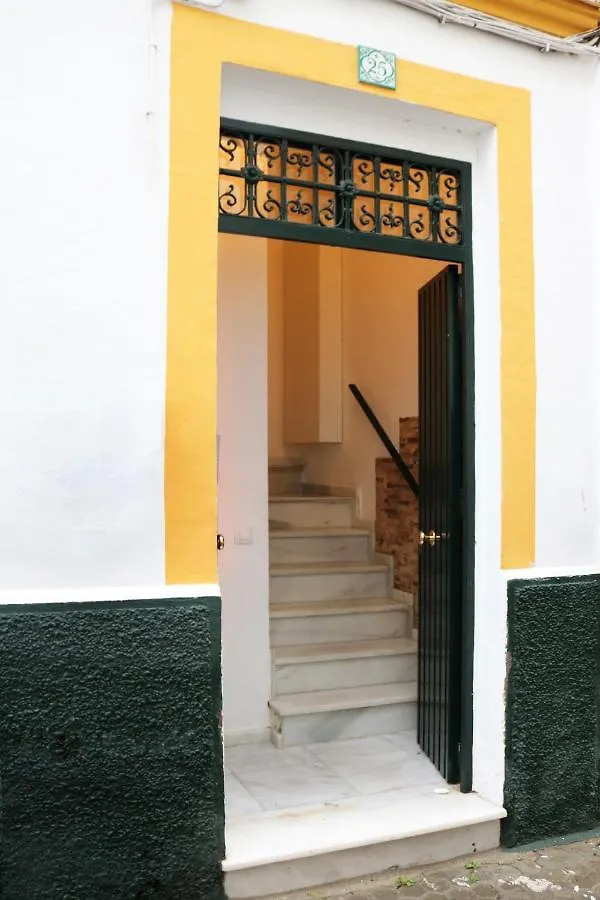 Apartamentos Triana - Aloha Sevilla 0*, 塞维利亚